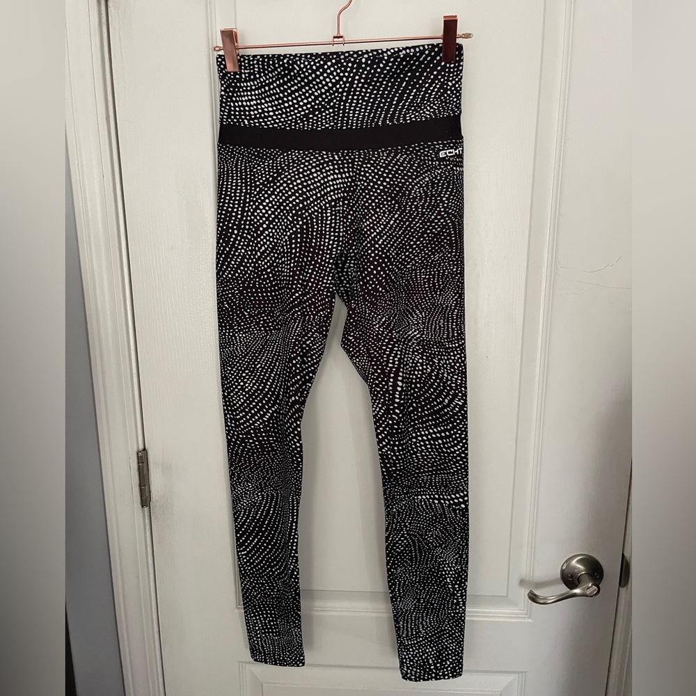ECHT Black and White Spot Patterned Leggings Size Large